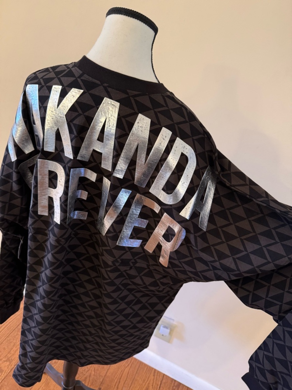 NWT Disney / Marvel Black Panther: Wakanda Forever Spirit Jersey for Adults - Picture 9 of 11